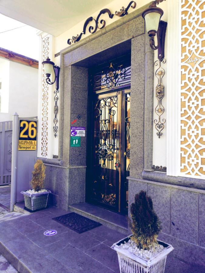 Anseza Hotell Kutaisi Exteriör bild