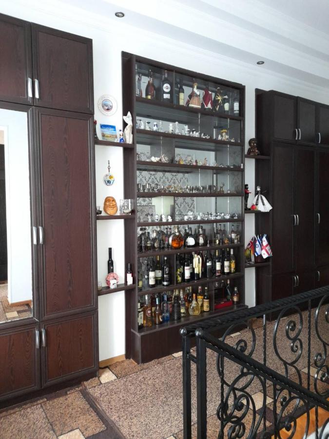 Anseza Hotell Kutaisi Exteriör bild