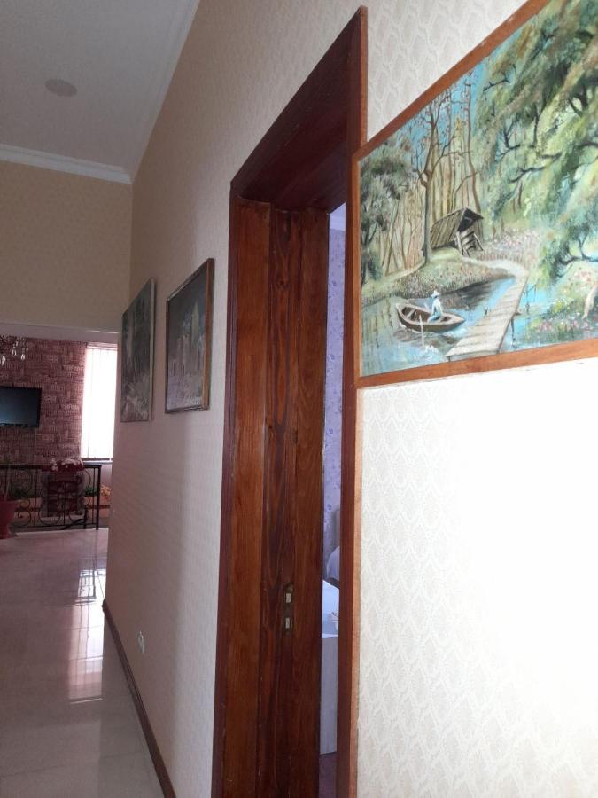 Anseza Hotell Kutaisi Exteriör bild