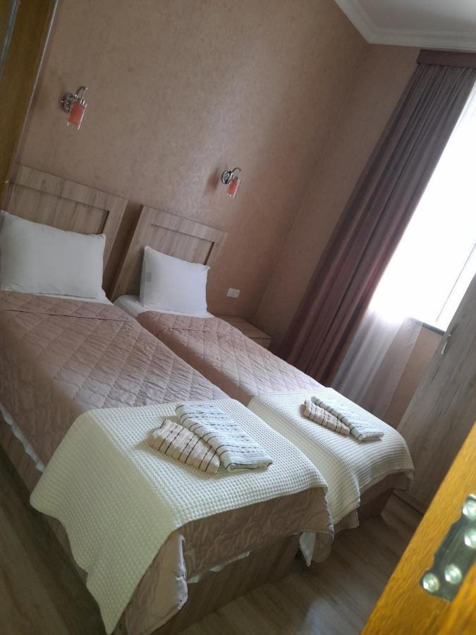 Anseza Hotell Kutaisi Exteriör bild