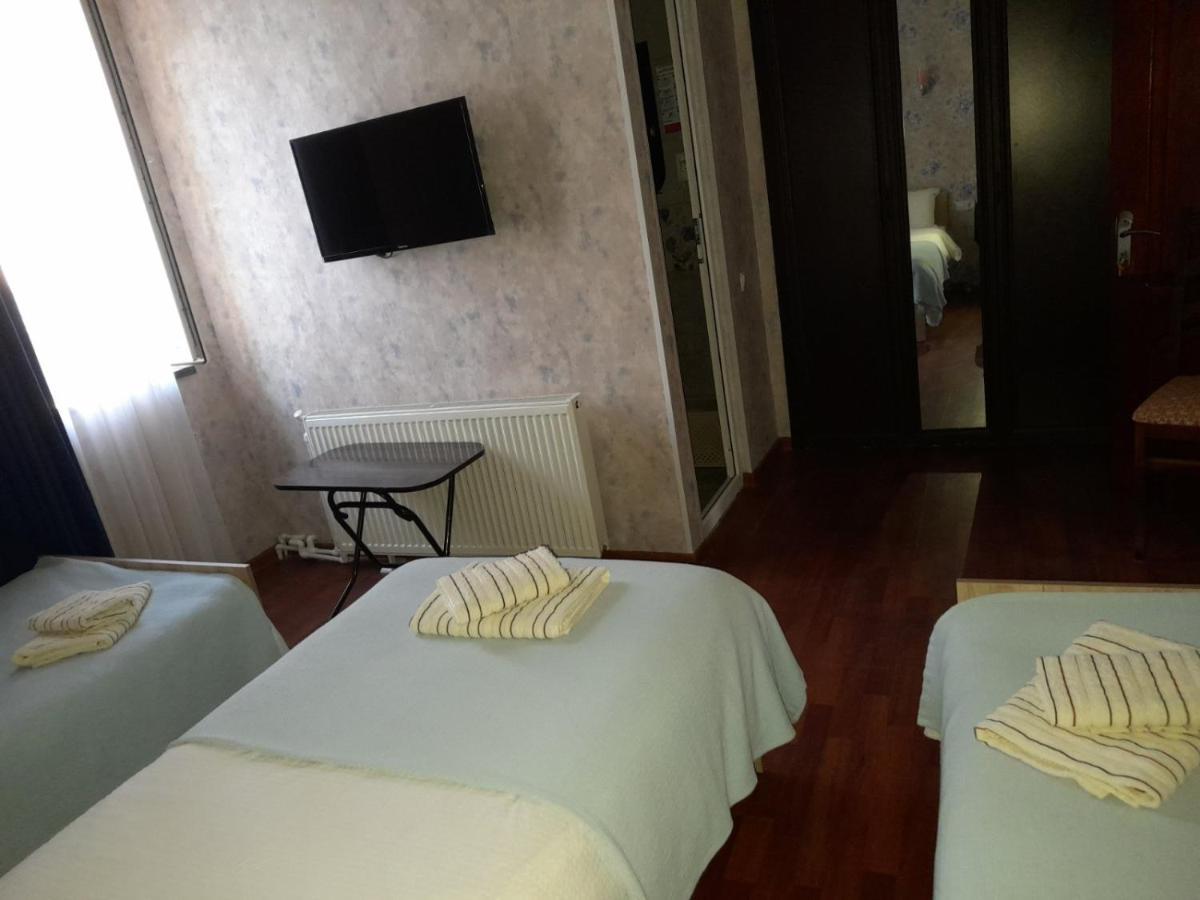 Anseza Hotell Kutaisi Exteriör bild