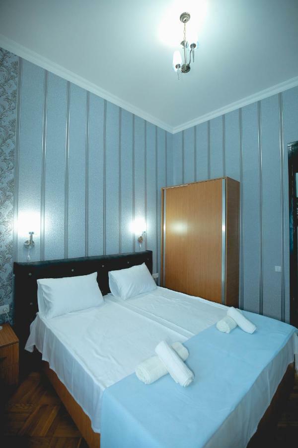 Anseza Hotell Kutaisi Exteriör bild