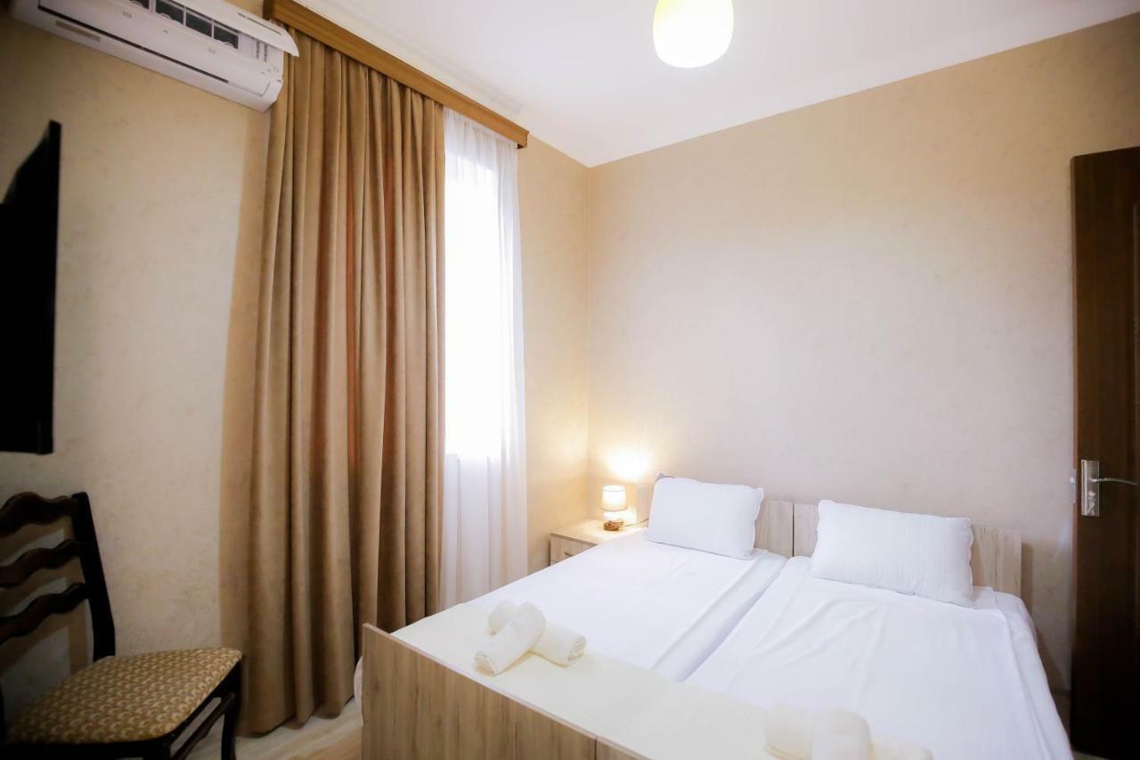 Anseza Hotell Kutaisi Exteriör bild