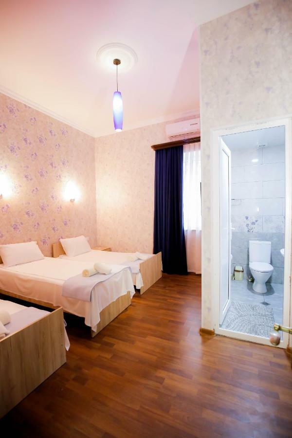 Anseza Hotell Kutaisi Exteriör bild